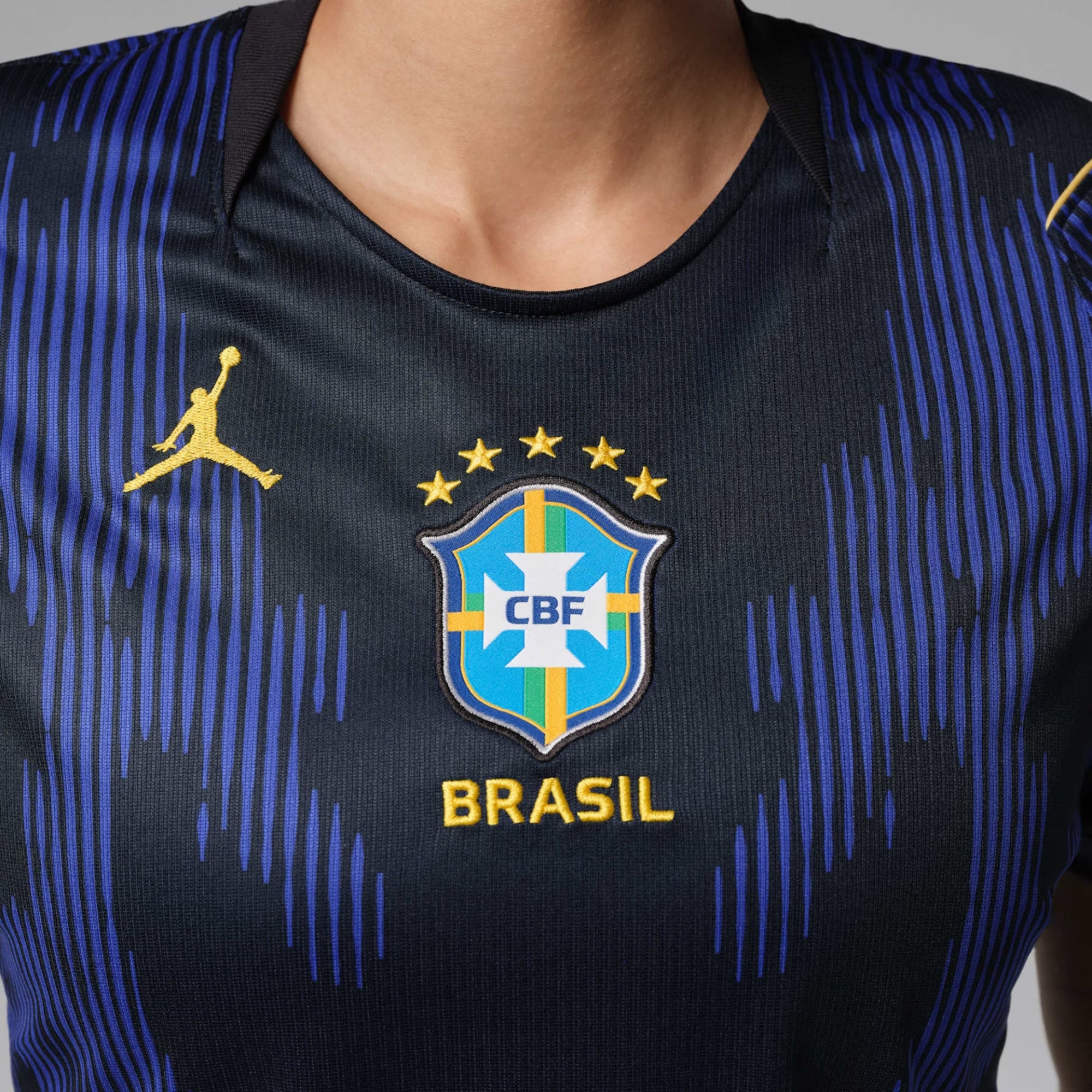 Camisa Brasil Reserva Azul Copa 2026 Torcedor - Feminino